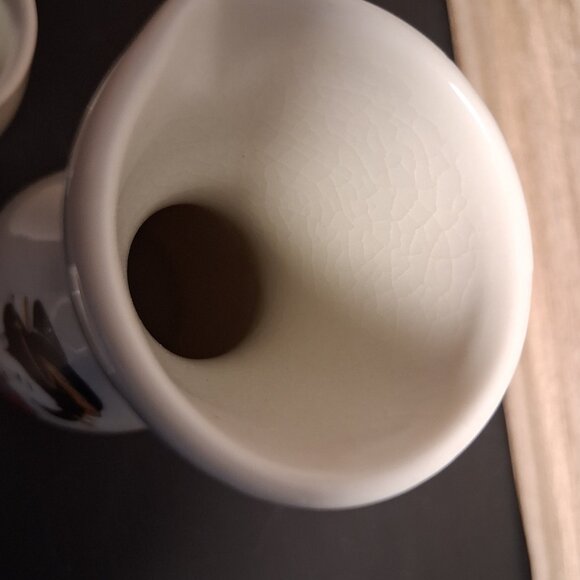 Fuji Sake Tea Set Geisha Girls Japan Pitcher Cups 3 piece Ceramic Crazing - Picture 8 of 10